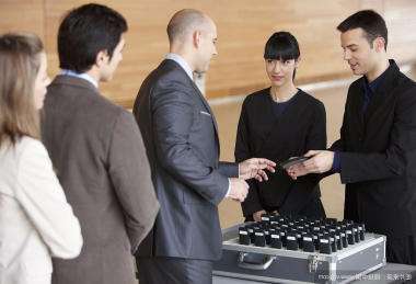 陪同翻譯價(jià)格都包括哪些內(nèi)容？有額外收費(fèi)嗎？